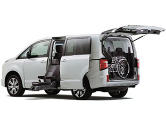 三菱 デリカ D:5 福祉車両 2007年モデル 新車画像