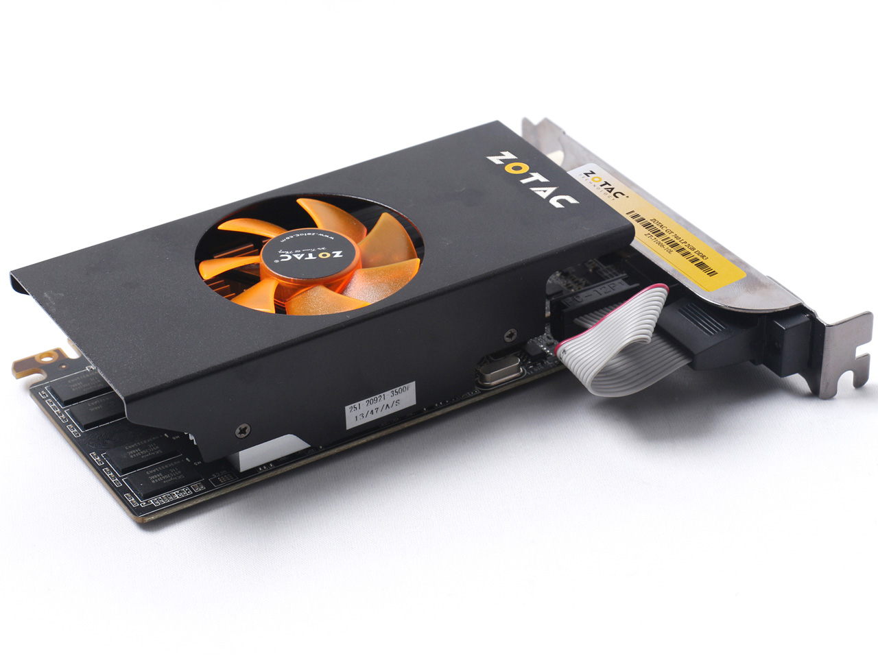 ZOTAC GeForce GT 740 DDR3 LP ZT-71006-10L [PCIExp 2GB]