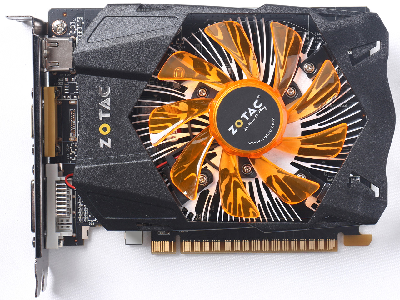 ZOTAC GeForce GT 740 ZT-71001-10L [PCIExp 2GB]