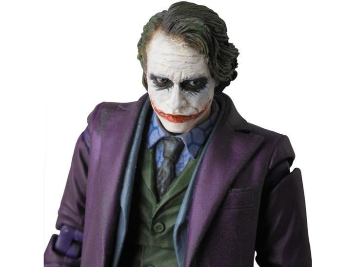 MAFEX THEDARKKNIGHT THE JOKER