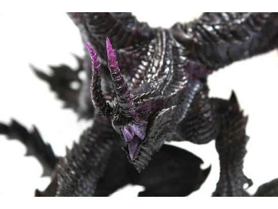 �J�v�R���t�B�M���A�r���_�[ �N���G�C�^�[�Y���f�� ���I�� �S�A�E�}�K��