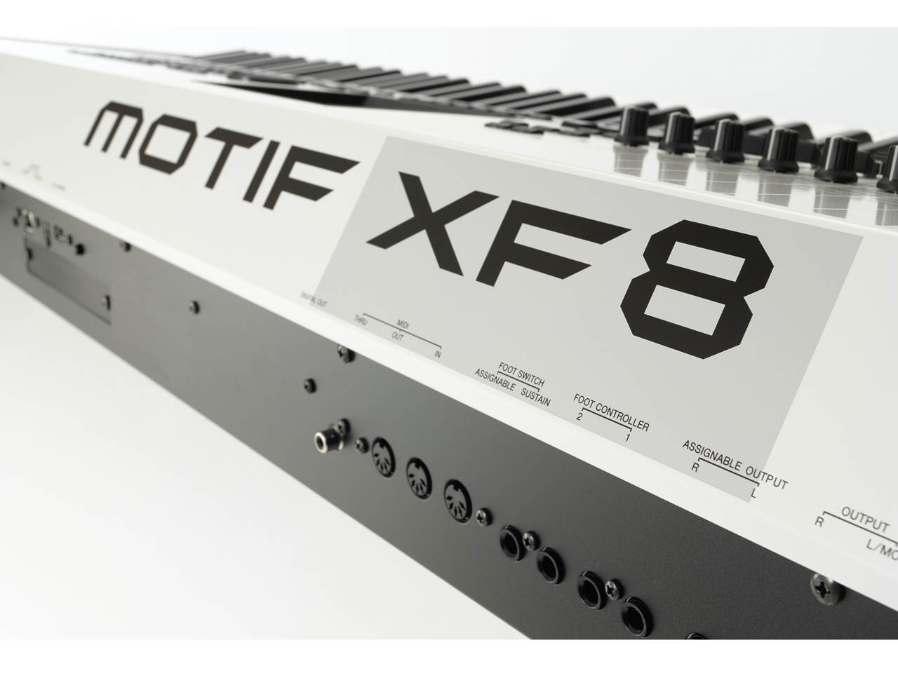 Music Production Synthesizer MOTIF XF8 WH