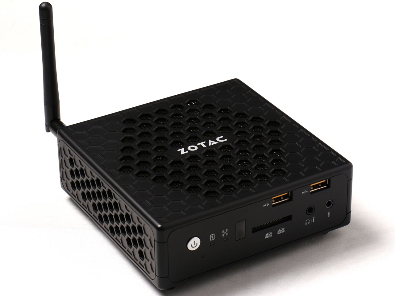 ZOTAC ZBOX CI320 nano Win8.1 with bing ZBOX-CI320NANO-J-W2 �̐��i�摜