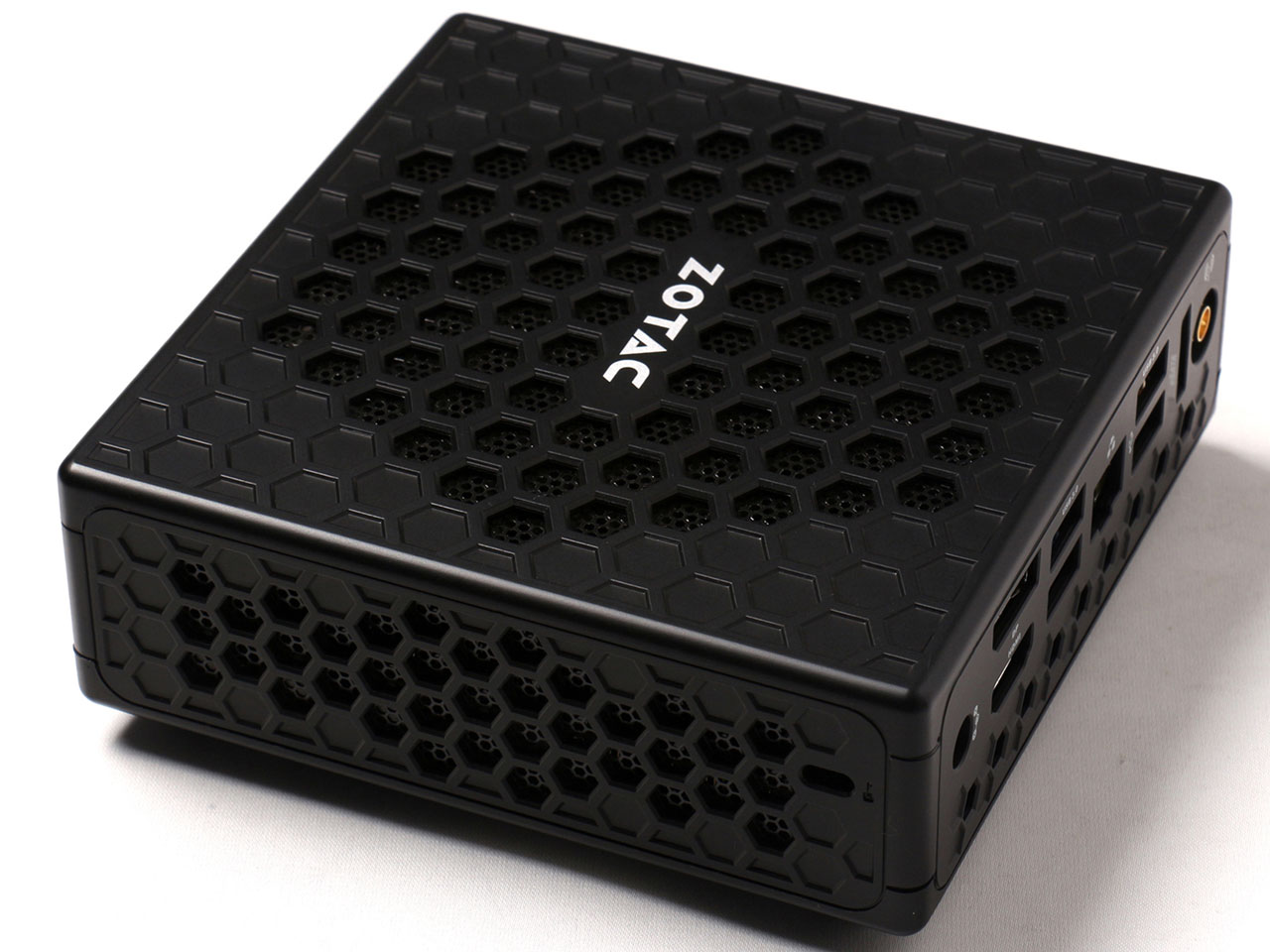 ZBOX-CI520NANO-J