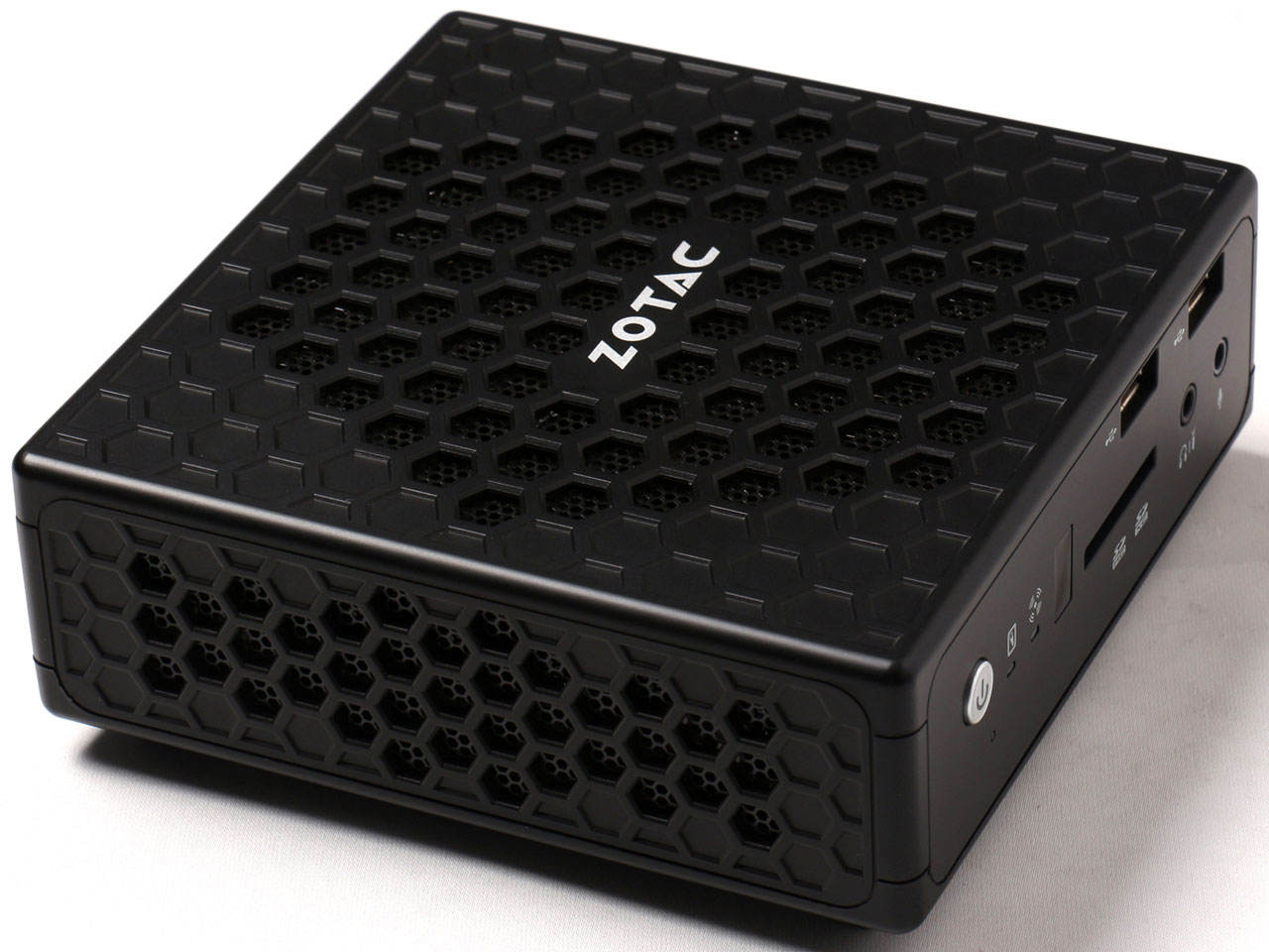 ZBOX-CI320NANO-J