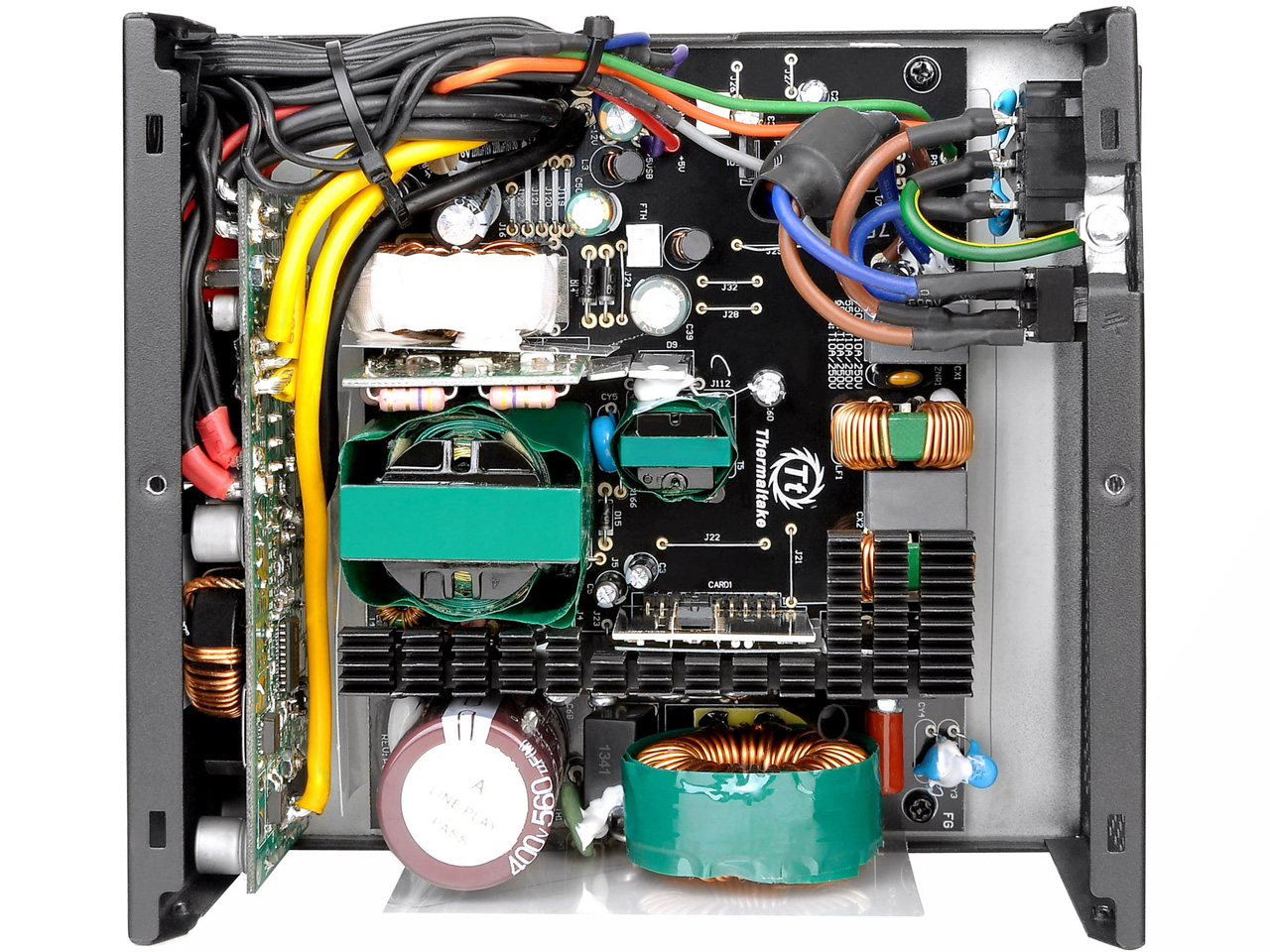 Toughpower 750W GOLD PS-TPD-0750MPCGJP-1 [Black]