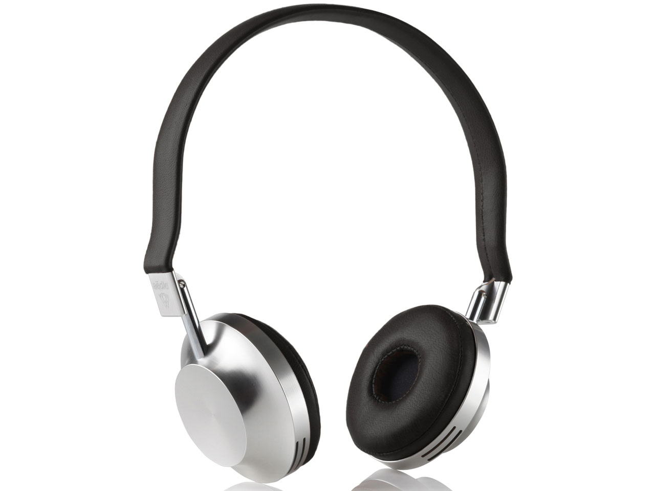 Aedle VK-1 [カーボン] 価格比較 - 価格.com