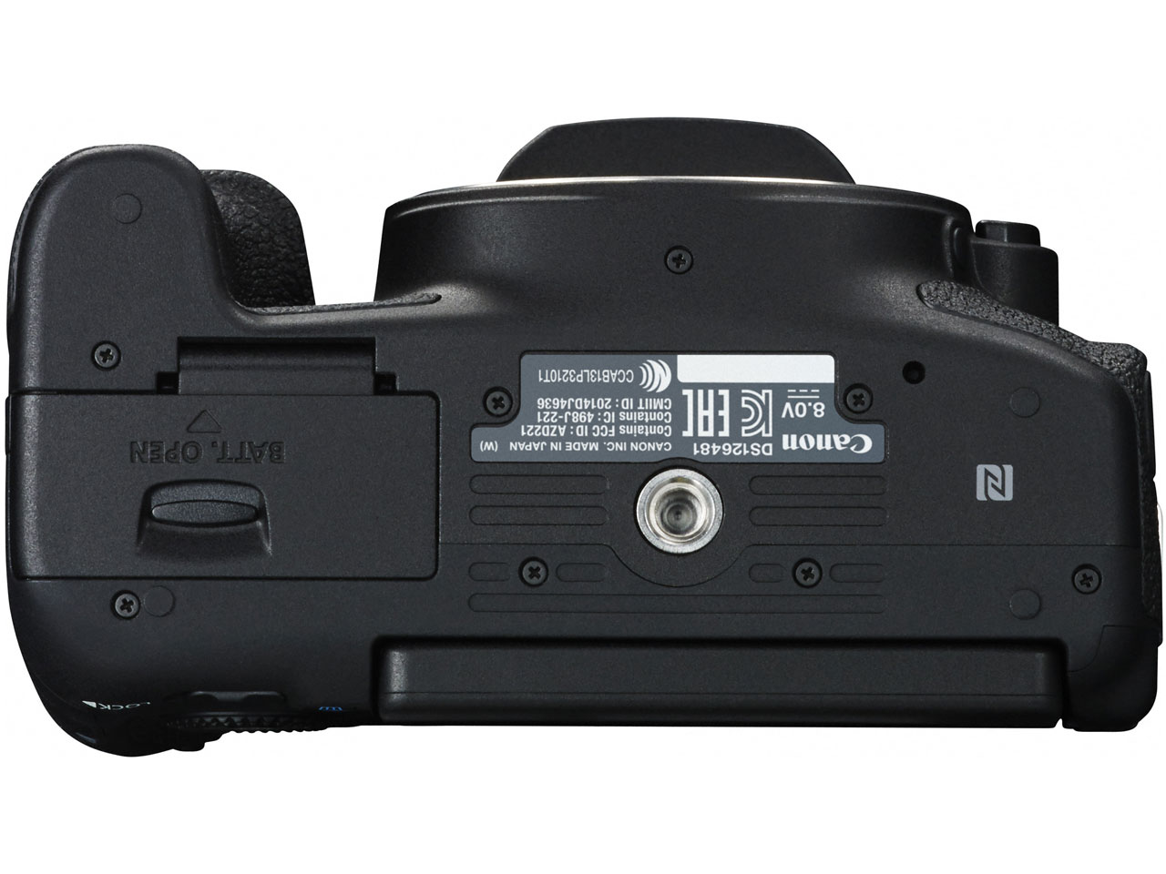 EOS 8000D �{�f�B