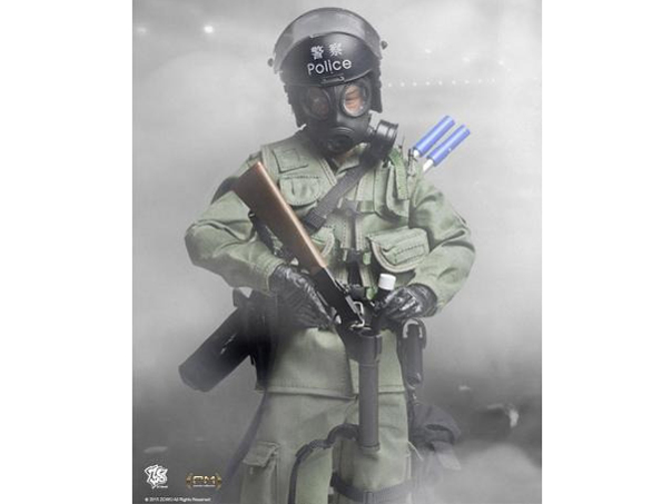 �|���X �^�N�e�B�J���E���j�b�g ���F