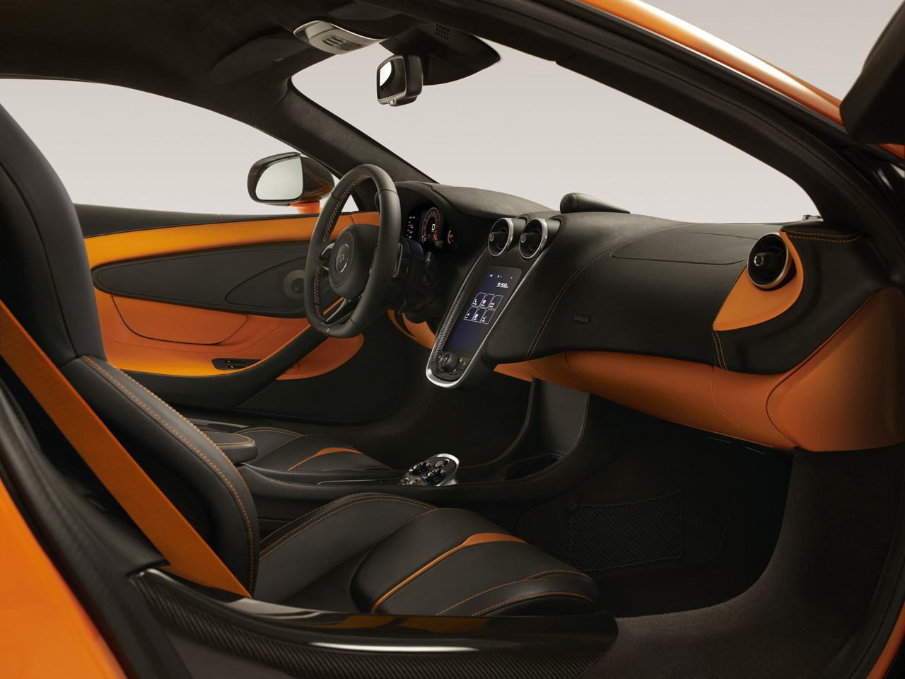 マクラーレン 570S 2015年モデル クーペの価格・性能・装備・オプション（2019年8月1日発売）