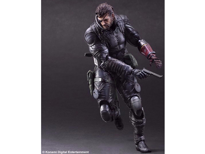 PLAY ARTS�� ���^���M�A�\���b�hV �U �t�@���g���y�C�� ���F�m���E�X�l�[�N �X�j�[�L���O �X�[�cver.