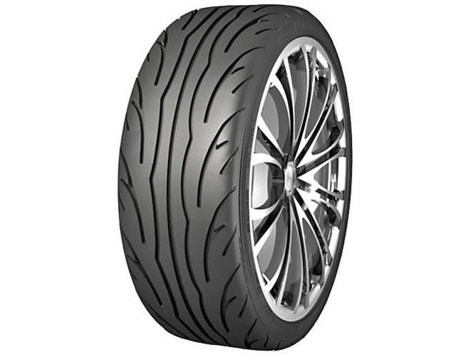 NS-2R 225/45ZR17 94W XL �̐��i�摜