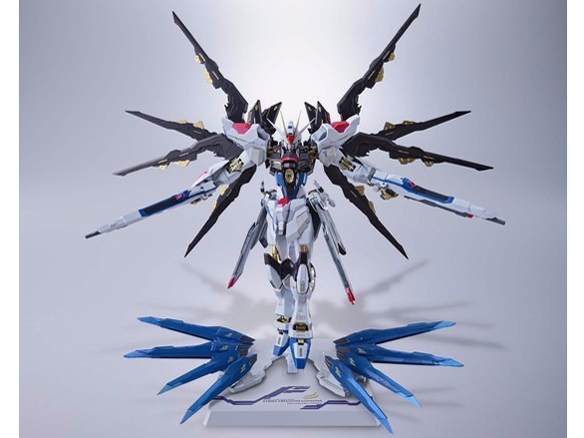 METAL BUILD �X�g���C�N�t���[�_���K���_��