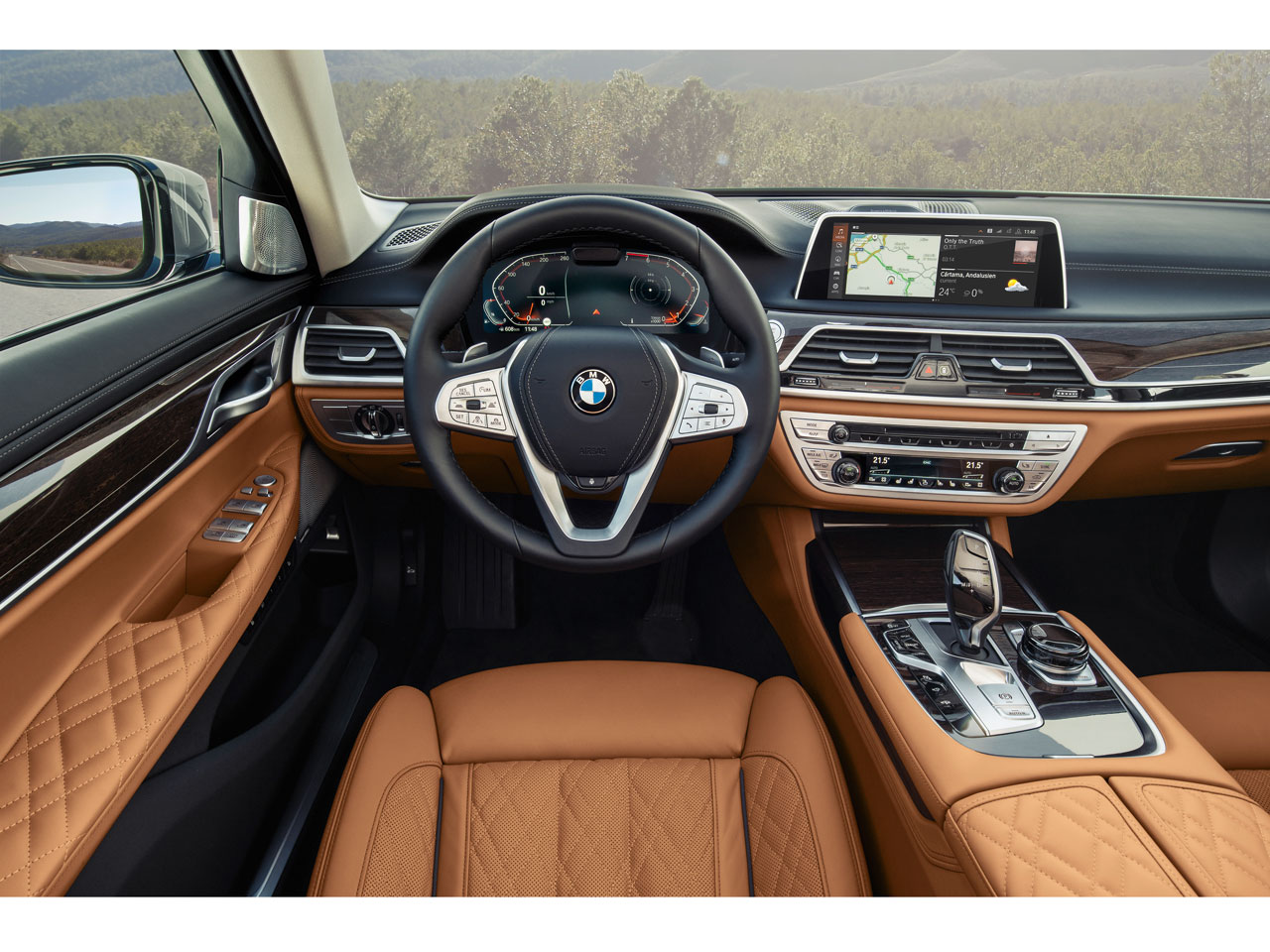 BMW 7シリーズ セダン 2015年モデル 740i M Sportの価格・性能・装備・オプション（2018年9月20日発売）