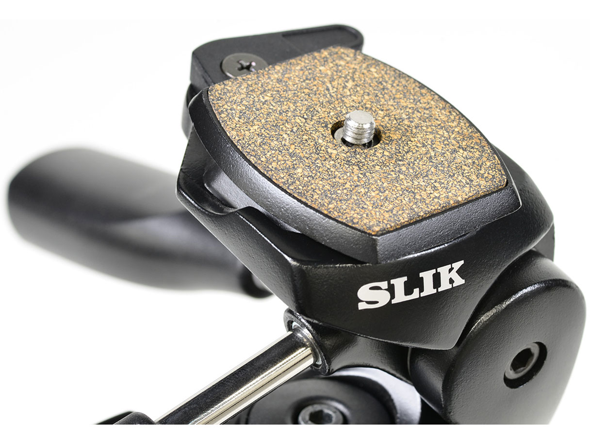 ���C�g�J�[�{�� E83