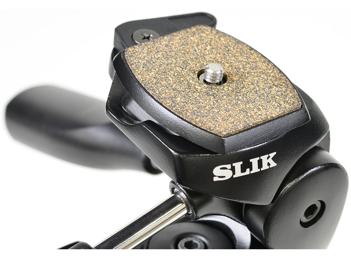 ���C�g�J�[�{�� E84