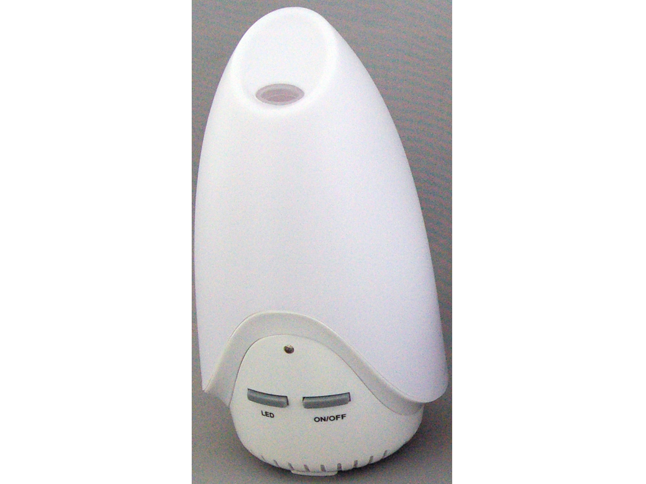 AK-100 �̐��i�摜