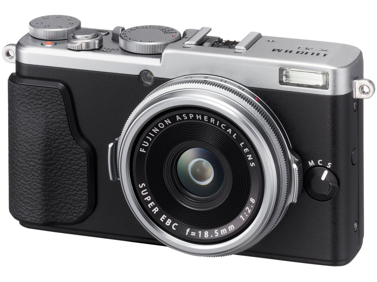 FUJIFILM X70 [�V���o�[]