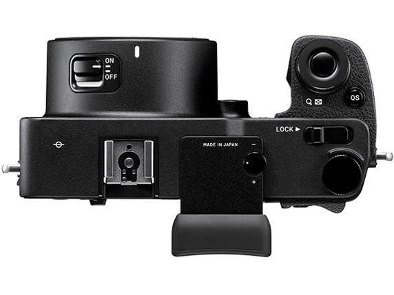 SIGMA sd Quattro H �{�f�B