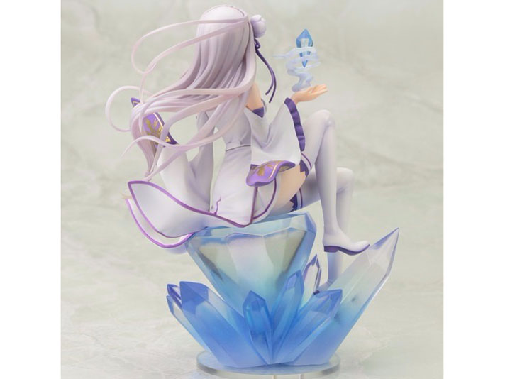 Re�F�[������n�߂�ِ��E���� �G�~���A