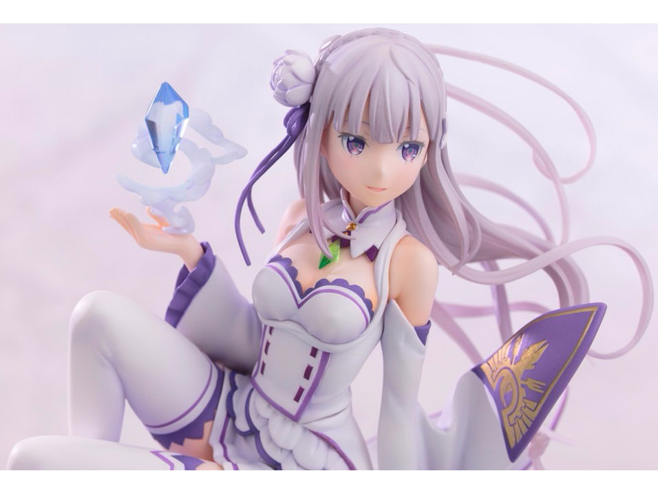 Re�F�[������n�߂�ِ��E���� �G�~���A