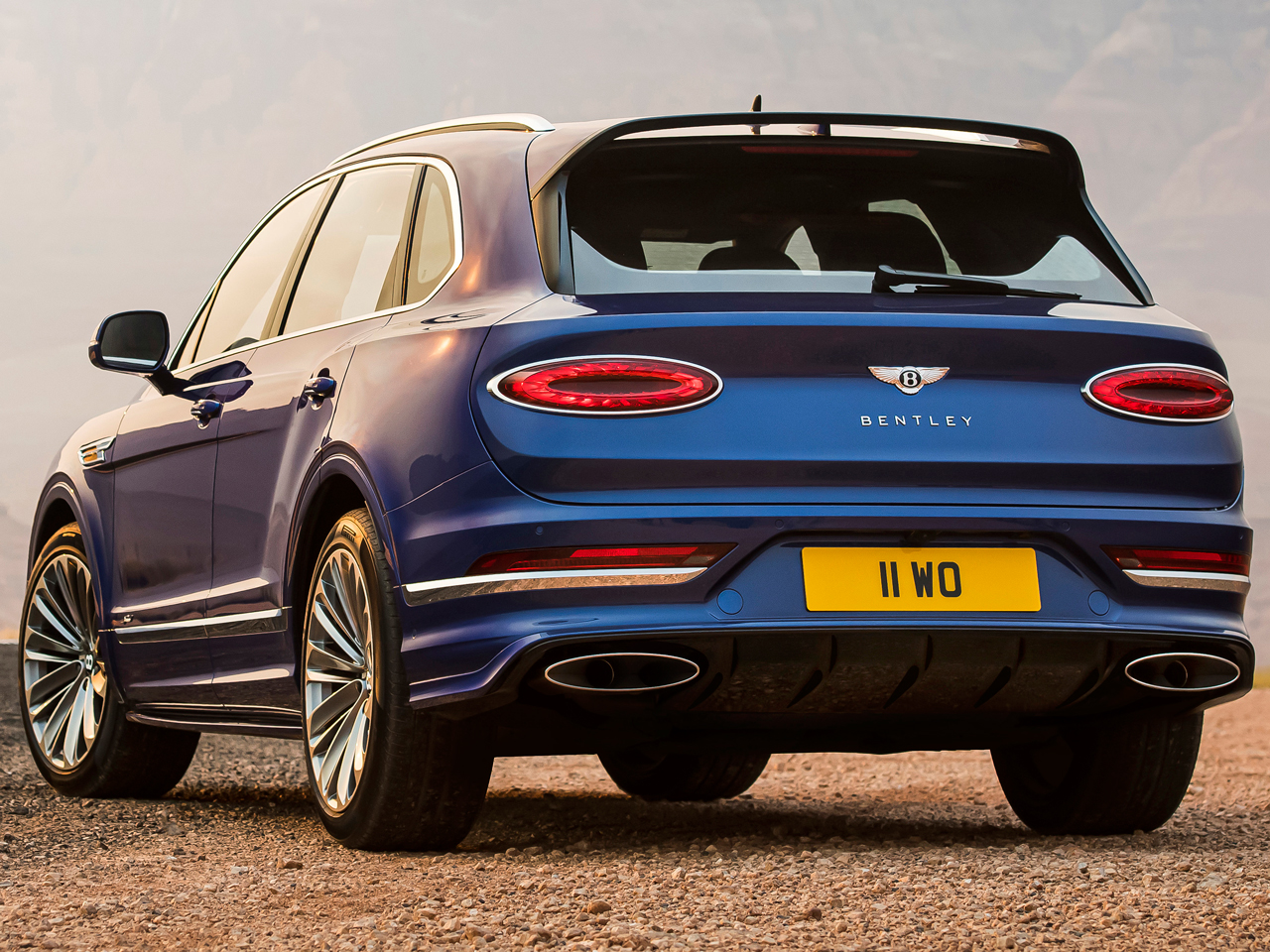 ベントレー ベンテイガの価格・新型情報・グレード諸元 価格.com