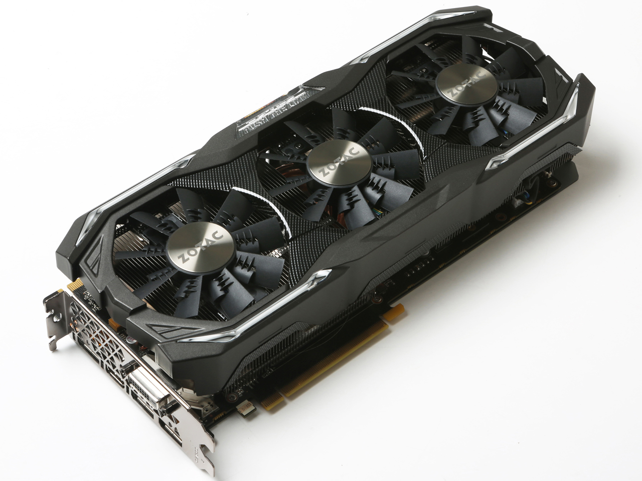 ZOTAC GeForce GTX 1070 AMP Extreme ZT-P10700B-10P [PCIExp 8GB]
