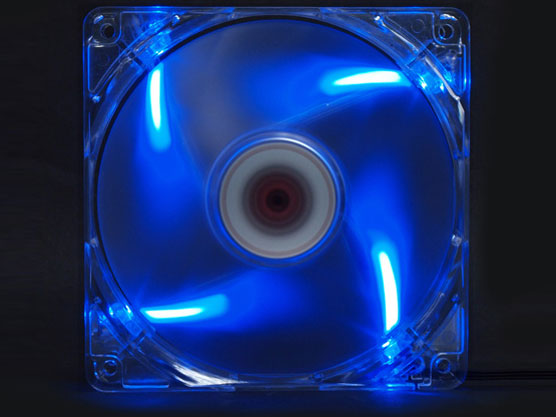 �F�� AO-KAZE12 [�u���[] �̐��i�摜