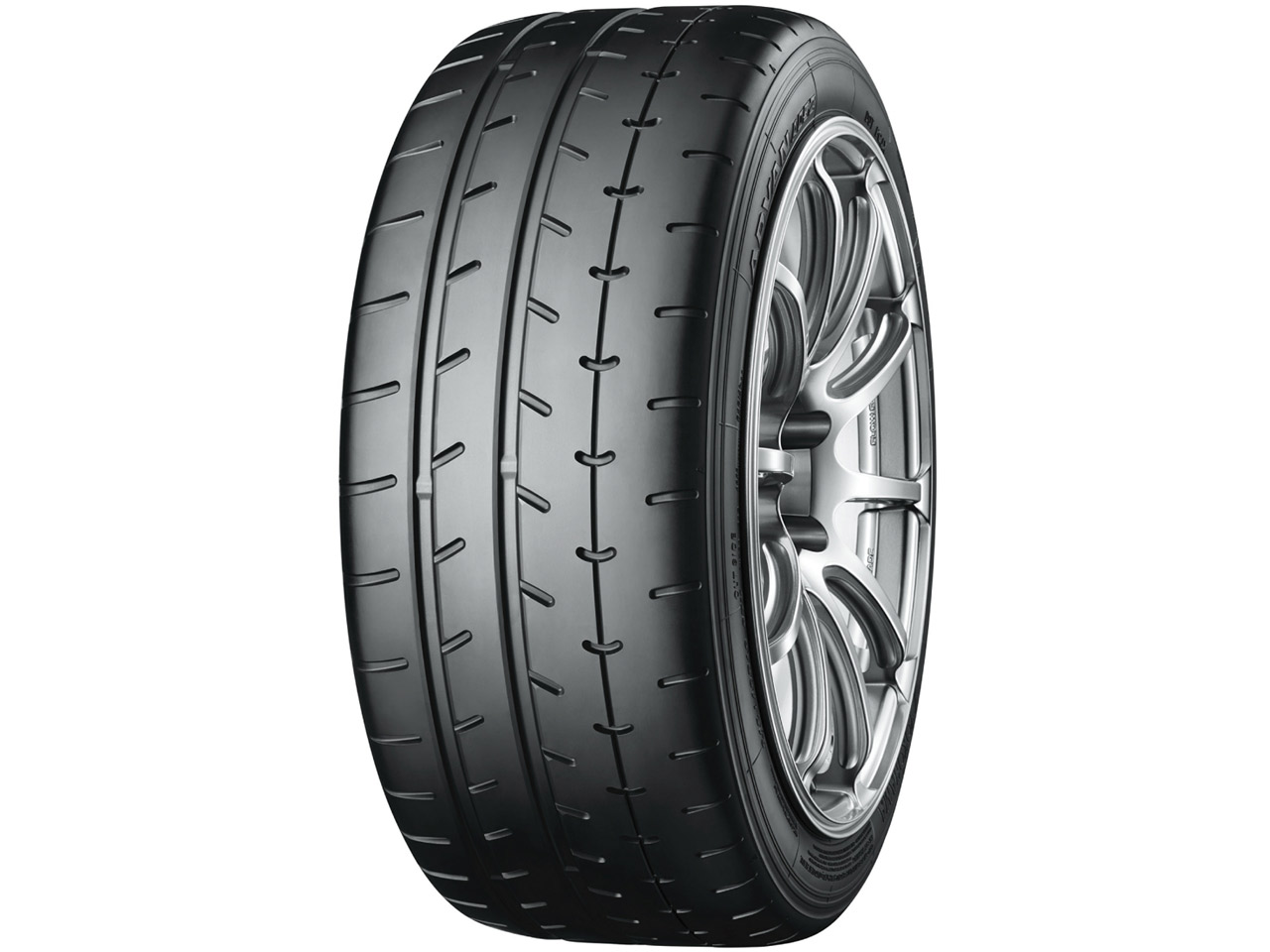 advan-a052-205-55r16-94w-xl