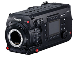 EOS C700 �{�f�B�[