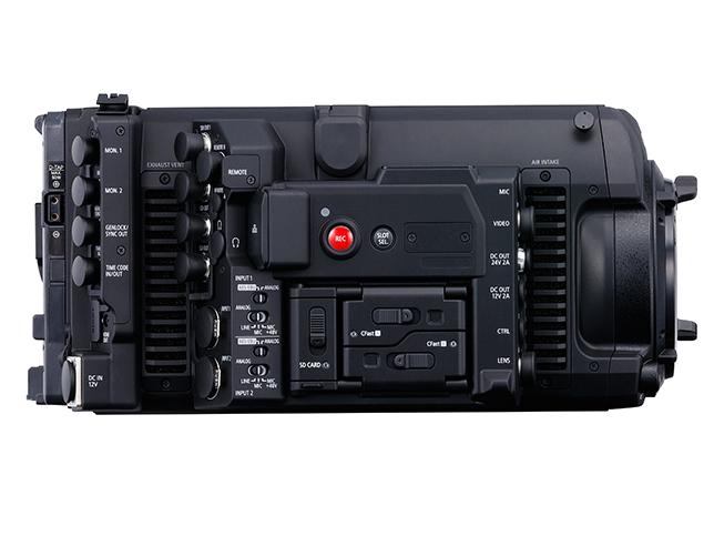 EOS C700 �{�f�B�[