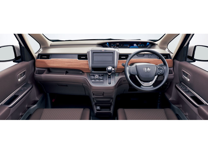 ホンダ フリード 2016年モデル HYBRID CROSSTAR Honda SENSINGの価格・性能・装備・オプション（2023年4月21日発売）  価格.com