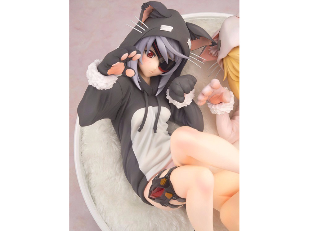 IS<�C���t�B�j�b�g�E�X�g���g�X> ���E��&�V���� �l�R�~�~�p�W���}