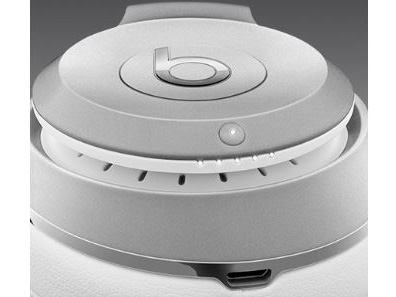 solo3 wireless MNEQ2PA/A [�V���o�[]