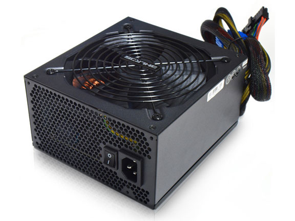 ���̓V���o�[ �v���O�C��750W SPKS-750P �̐��i�摜