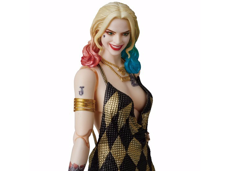 MAFEX �X�[�T�C�h�E�X�N���b�h �n�[���C�E�N�C�� �h���XVer.