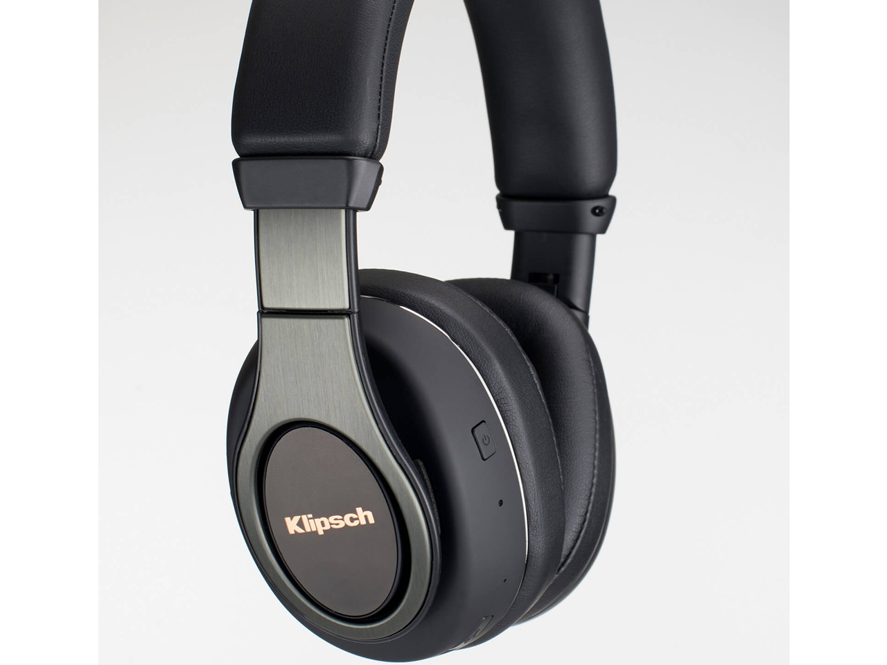 Reference Over-Ear Bluetooth