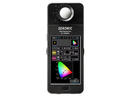 �X�y�N�g���}�X�^�[ C-7000 �̐��i�摜