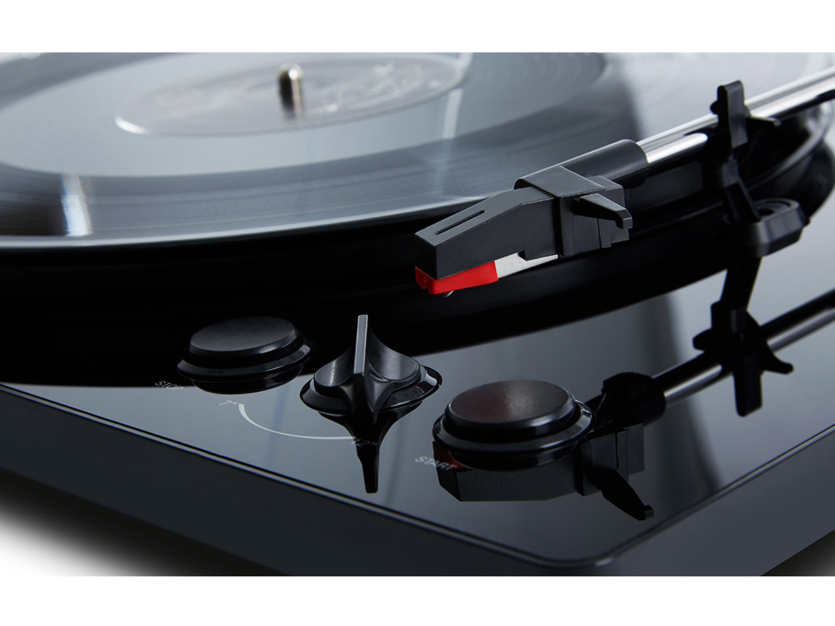 AKAI Professional BT100