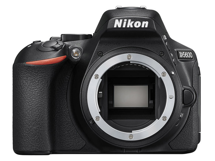 D5600 �_�u���Y�[���L�b�g