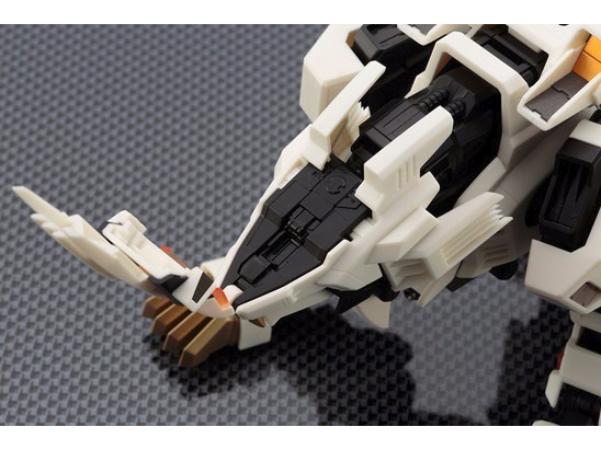 ZA �]�C�h ���C�K�[�[��