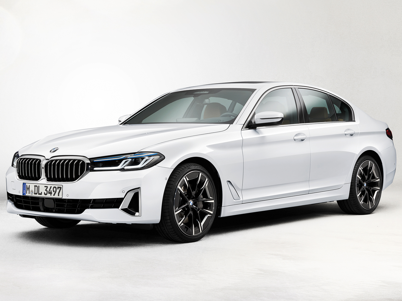 BMW 5シリーズ セダン 2017年モデル 新車画像