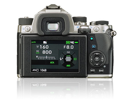 PENTAX KP �{�f�B [�V���o�[]