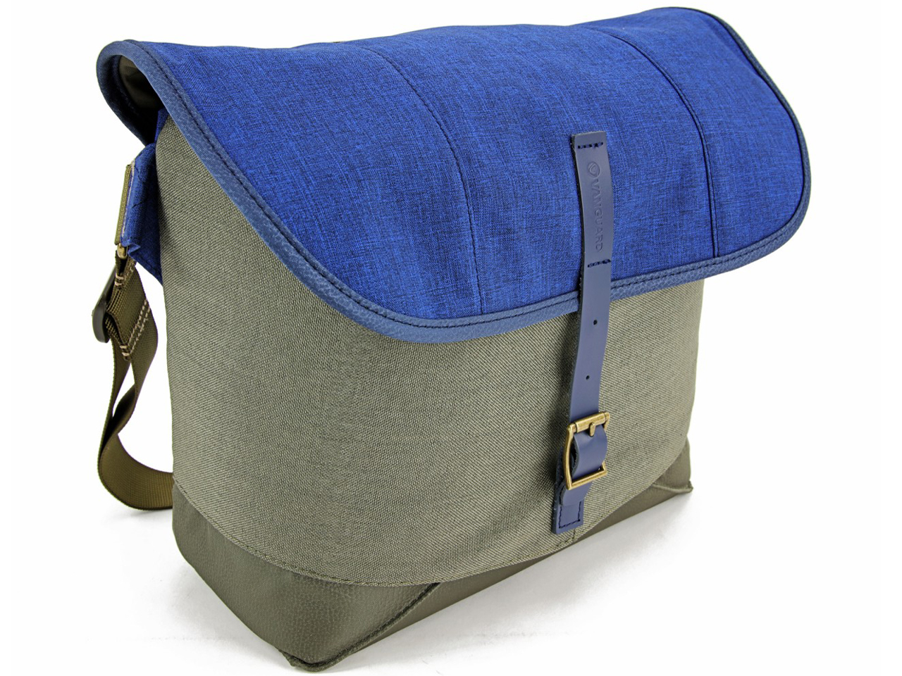 VEO TRAVEL 28 BL [�u���[&�J�[�L]