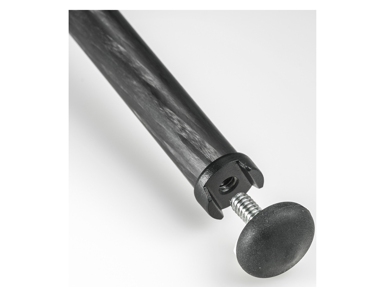 XPRO monopod+ �J�[�{���t�@�C�o�[��r4�i MPMXPROC4 [��]