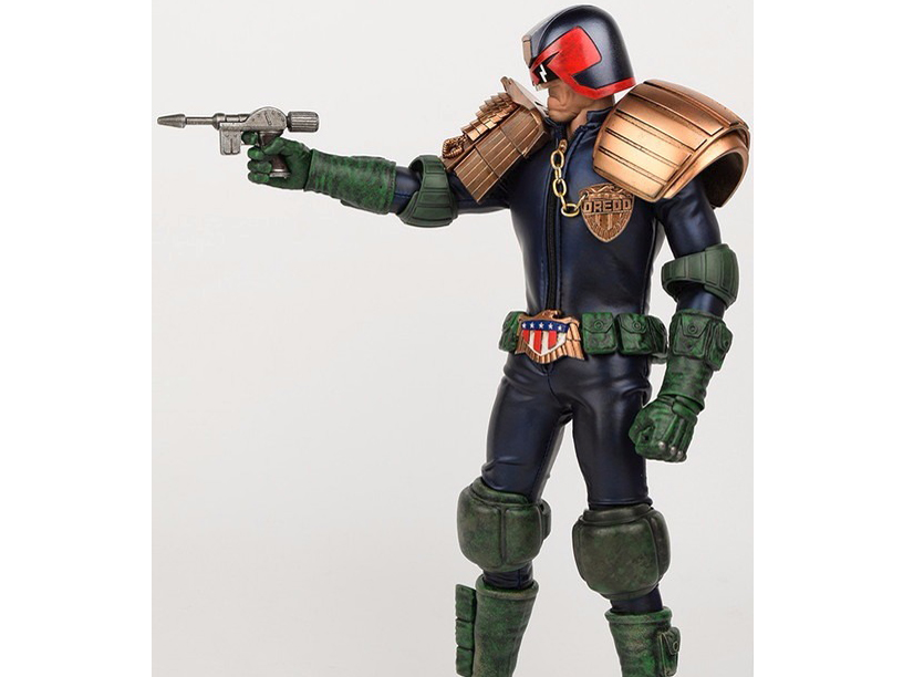 2000 AD 1/6 �A�|�J���v�X�E�E�H�[�E�W���b�W�E�h���b�h