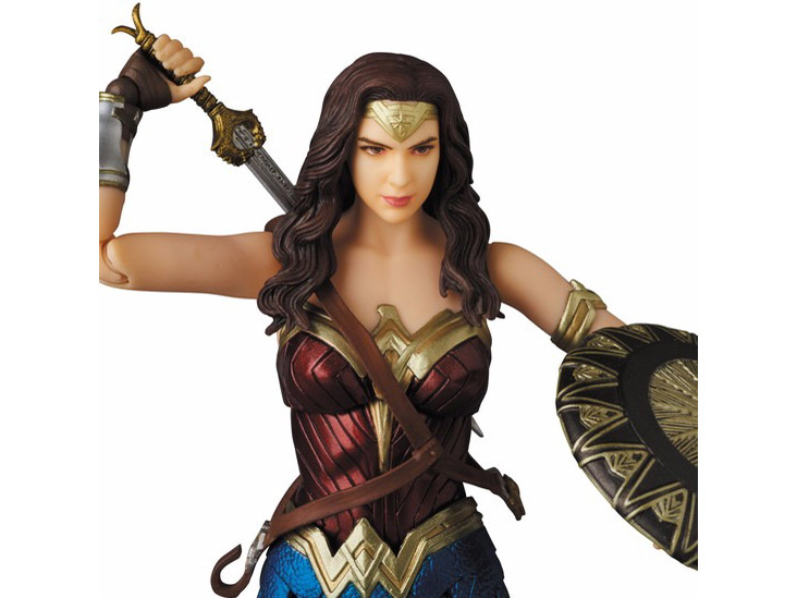 MAFEX �����_�[�E�[�}�� WONDER WOMAN��