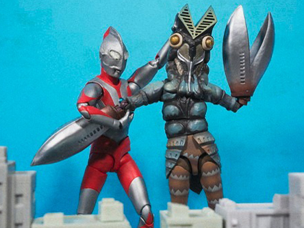 S.H.�t�B�M���A�[�c �E���g���}�� A�^�C�v