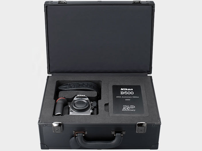 D500 100���N�L�O���f��