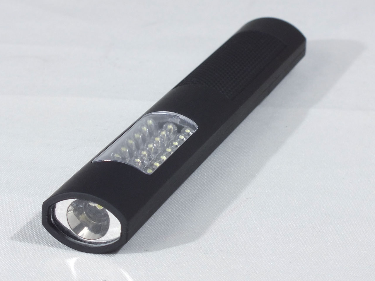 LED�X�����X�e�B�b�N SST-24P �̐��i�摜